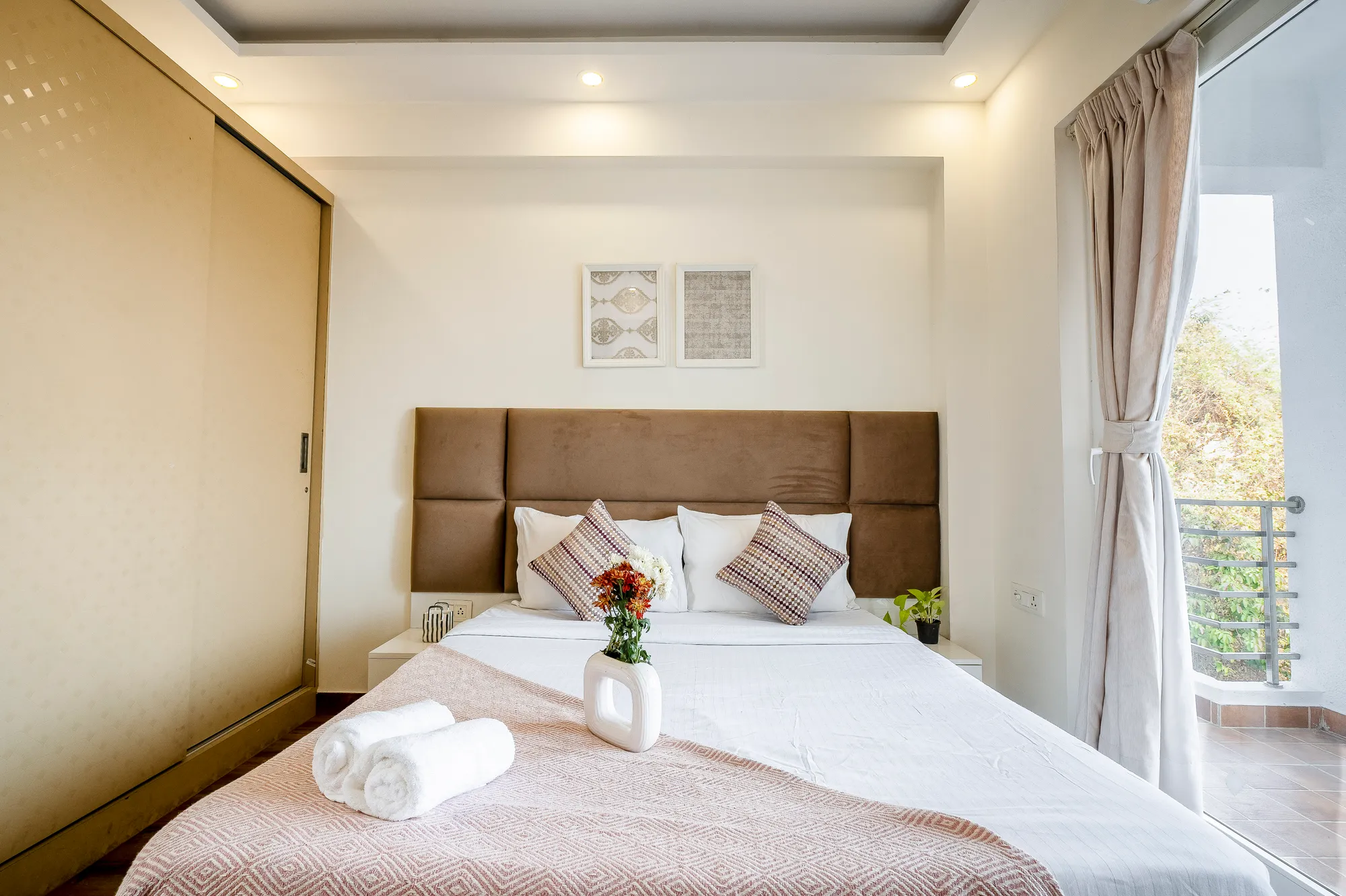 Cosmos | 2BHK | Luxe photo 2