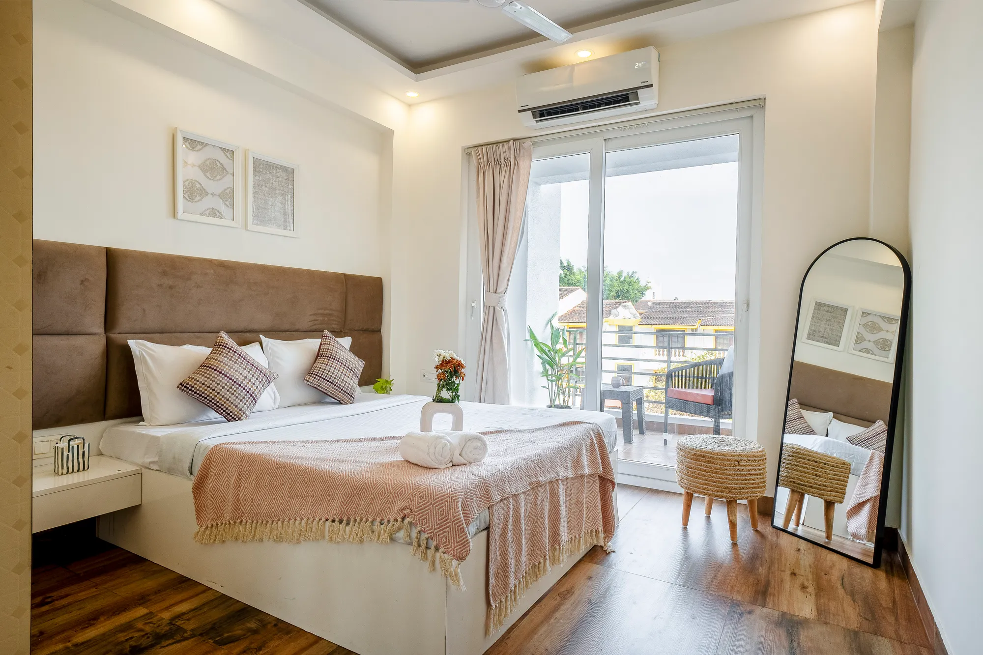 Cosmos | 2BHK | Luxe