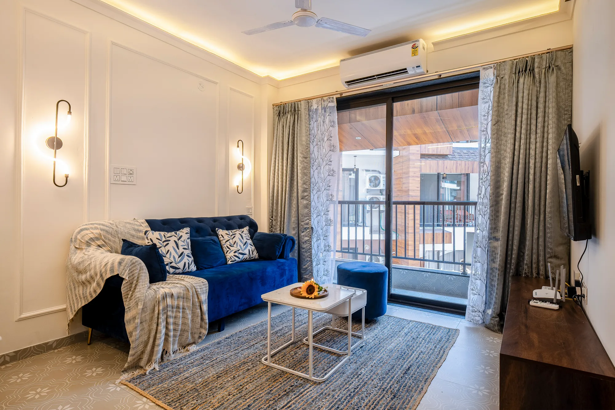 2BHK | Blue Velvet | Nr. Beach photo 3
