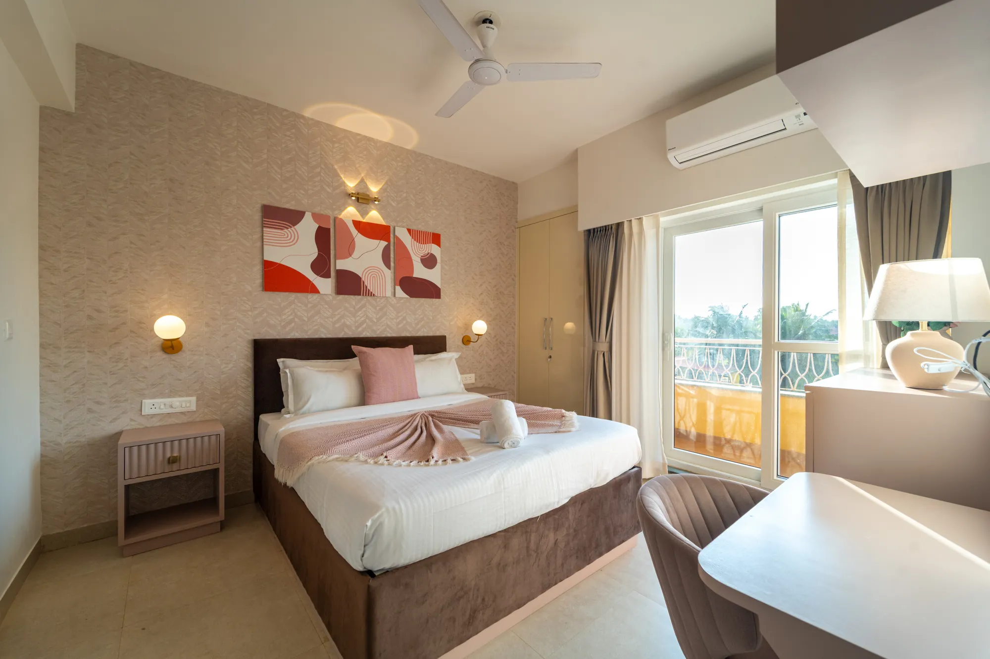 Niva | 2BHK | Pool | Wifi | Nr Beach
