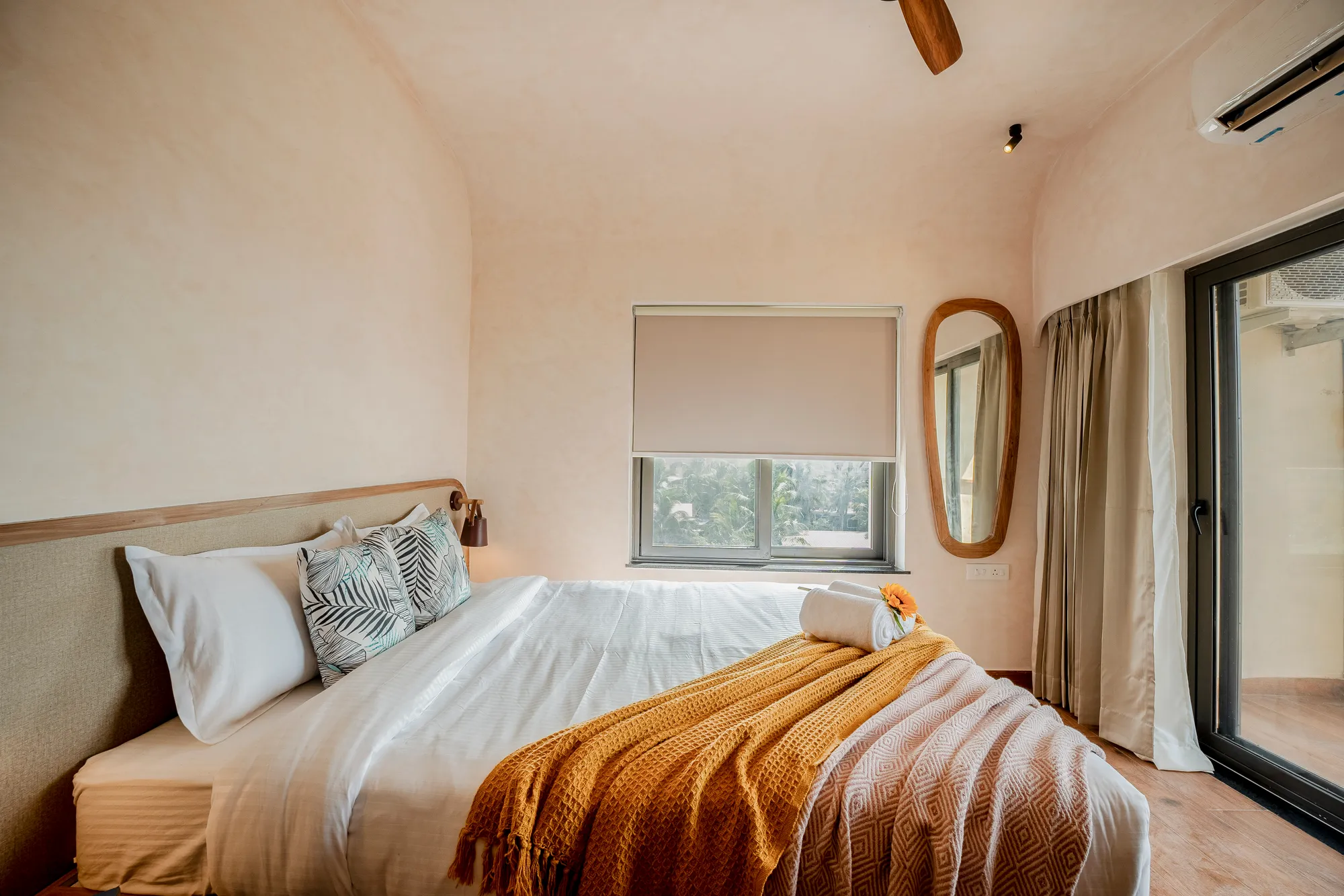 Sonder | 1BHK | Wifi | Nr Beach photo 2